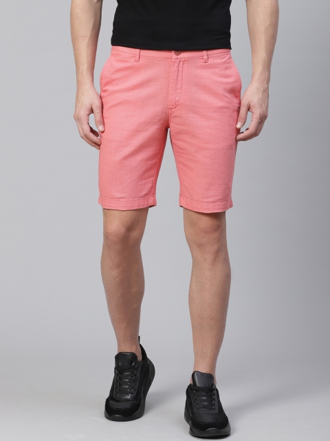 

Blackberrys Men Pink Solid Sharp Regular Fit Chino Shorts