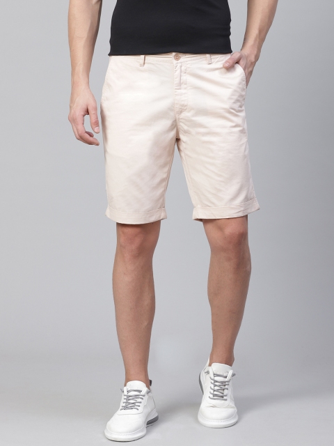 

Blackberrys Men Peach-Coloured Solid Sharp Regular Fit Chino Shorts