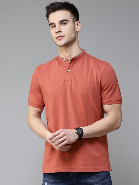 

Blackberrys Men Rust Solid Mandarin Collar T-shirt