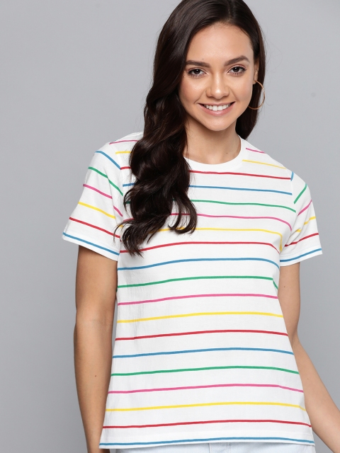 

Mast & Harbour Women White & Pink Striped Round Neck T-shirt