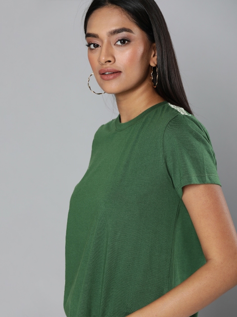 

Chemistry Women Green Solid Round Neck Pure Cotton T-shirt