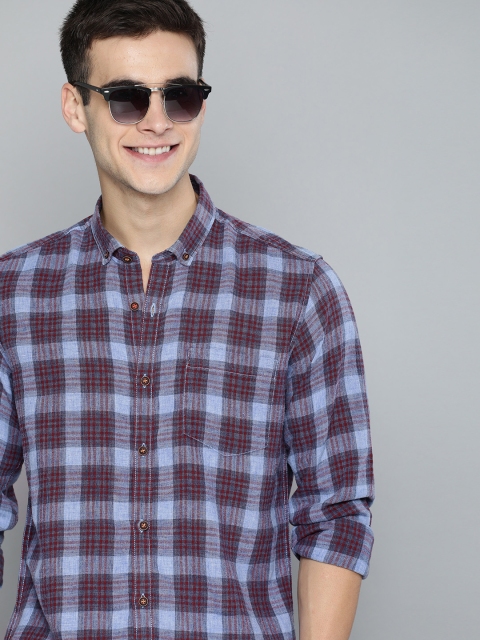 

Mast & Harbour Men Blue & Maroon Regular Fit Checked Casual Shirt