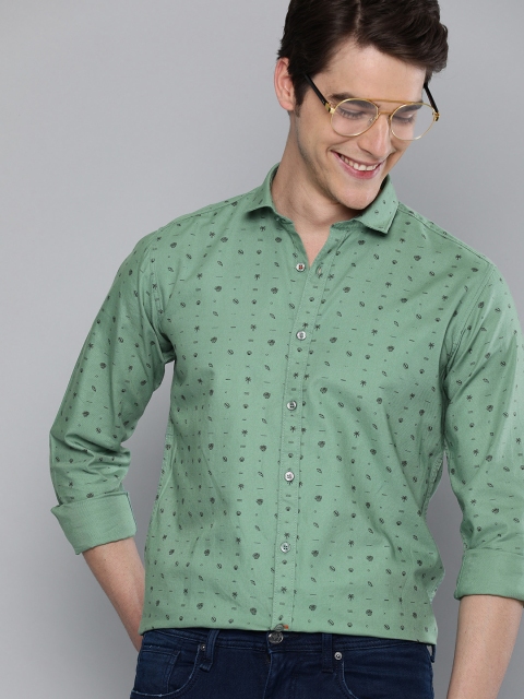 

Mast & Harbour Men Green & Black Regular Fit Printed Casual Shirt