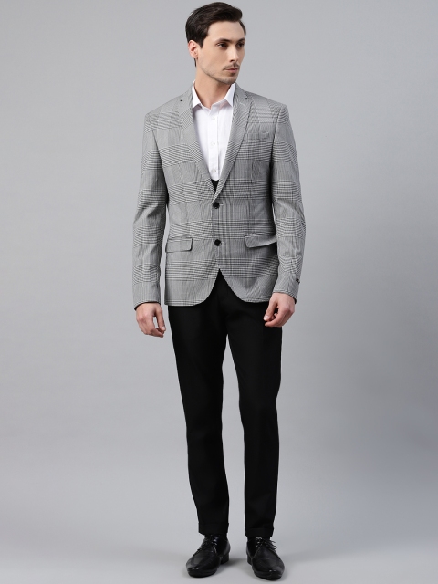

Blackberrys Men Black & White Hounstooth Pattern Phoenix Fit Single-Breasted 3-Piece Suit