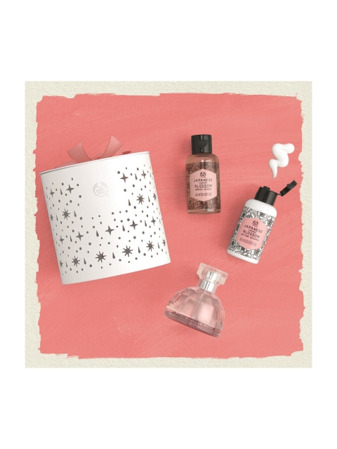 

THE BODY SHOP Unisex Japanese Cherry Blossom Bath and Body Gift Set, White