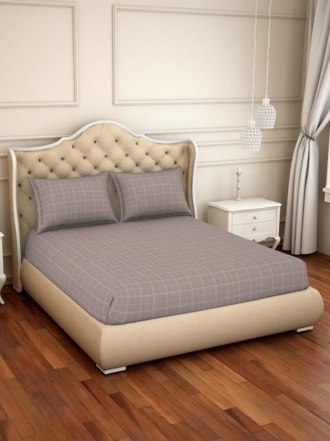 

SPACES Brown Geometric 600 TC Cotton 1 King Bedsheet with 2 Pillow Covers