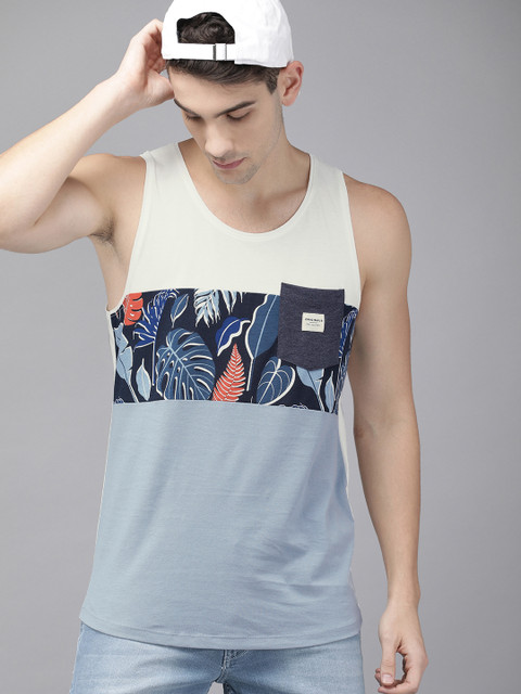 

Jack & Jones Men White & Blue Colourblocked Slim Fit Round Neck T-shirt With Pocket
