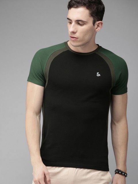 

Jack Jones Men Black Slim Fit Solid Round Neck Pure Cotton T-shirt