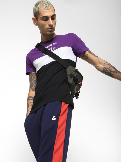 

Jack & Jones Men Purple & Black Colourblocked Round Neck T-shirt