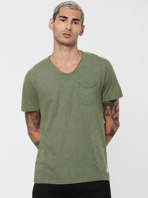 

Jack Jones Men Olive Green Solid Round Neck Pure Cotton T-shirt