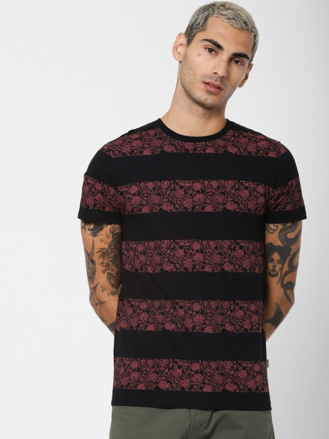 

Jack Jones Men Black Printed Slim Fit Round Neck Sustainable Pure Cotton T-shirt