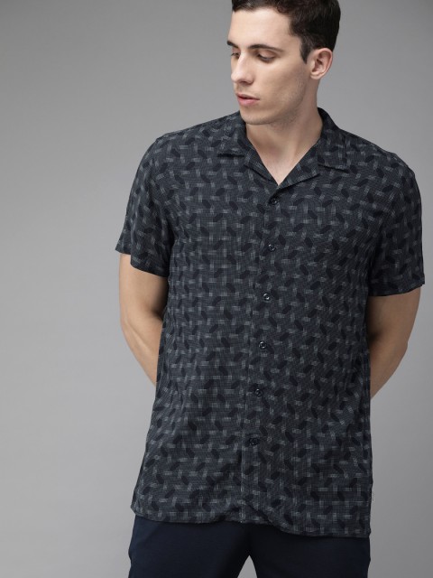 

Jack & Jones Men Navy Blue & White Printed Regular Fit Casual Shirt