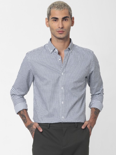 

Jack & Jones Men White & Navy Blue Slim Fit Checked Casual Shirt