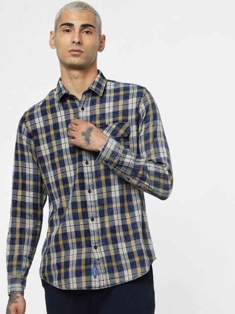 

Jack & Jones Men Blue & Off-White Regular Fit Checked Casual Shirt