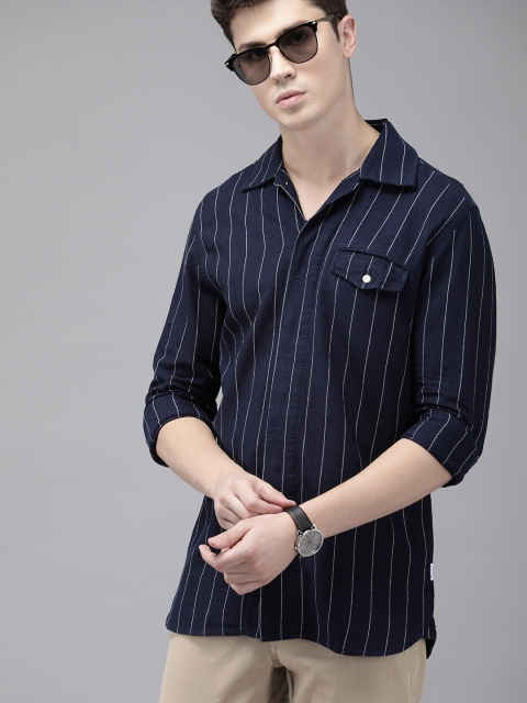 

Jack & Jones Men Navy Blue & White Regular Fit Striped Casual Shirt