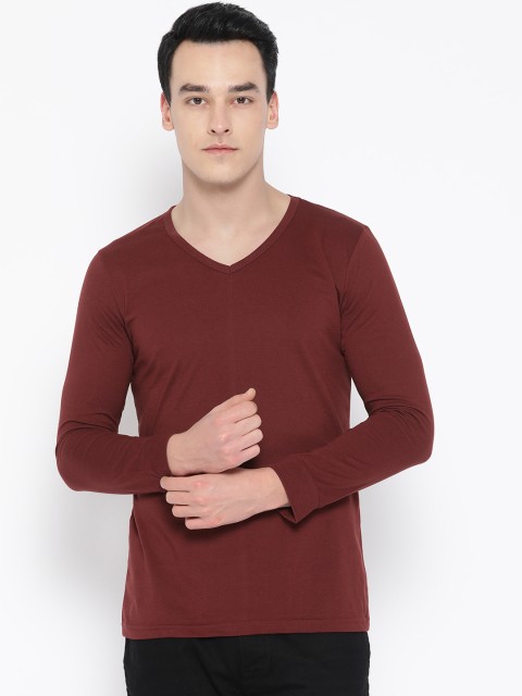 

Unisopent Designs Men Maroon Solid V-Neck T-shirt