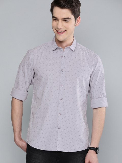 

Mast & Harbour Men Grey & Black Regular Fit Printed Casual Shirt