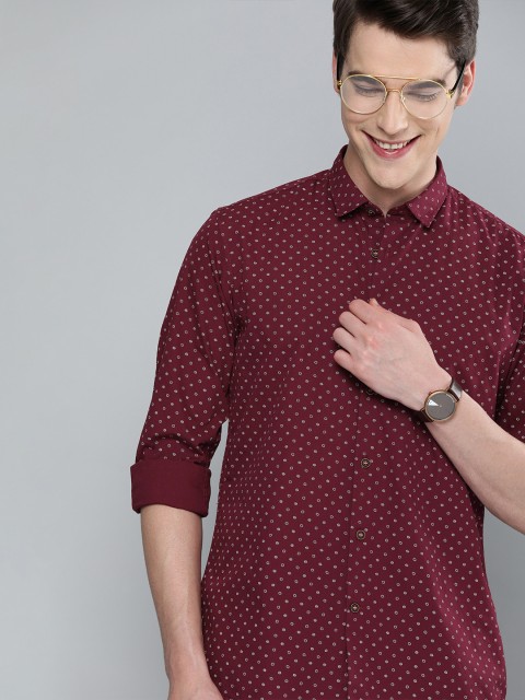 

Mast & Harbour Men Maroon & White Regular Fit Printed Casual Shirt