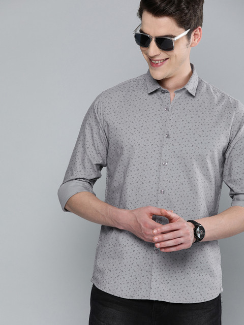 

Mast & Harbour Men Grey Regular Fit Printed Casual Shirt