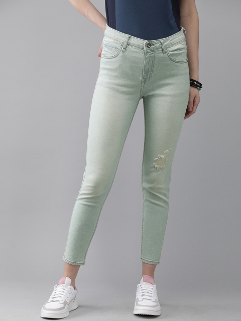 

Roadster Women Blue Skinny Fit Mid-Rise Low Distress Stretchable Cropped Jeans