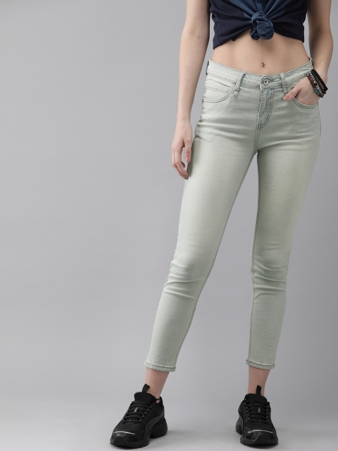 

Roadster Women Blue Skinny Fit Mid-Rise Clean Look Cropped Jeans