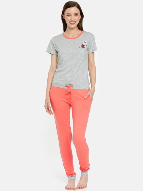 

Slumber Jill Women Pink & Grey Solid Night suit