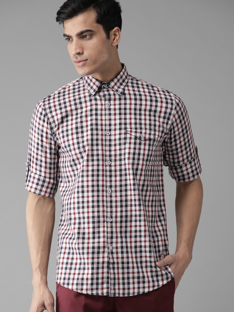 

DENNISON Men Off-White & Navy Blue Slim Fit Checked Casual Shirt