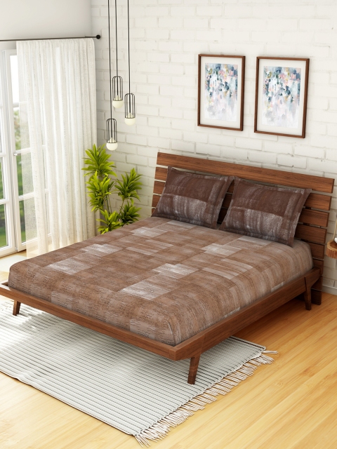 

SPACES Brown Geometric 144 TC Cotton 1 Queen Bedsheet with 2 Pillow Covers