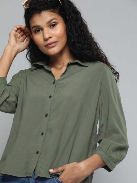 

Denizen From Levis Women Green & Pink Regular Fit Printed Casual Shirt