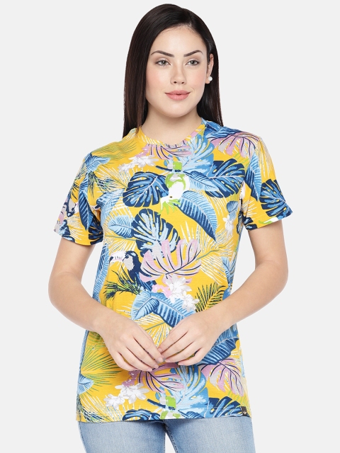 

VEIRDO Women Yellow Printed Round Neck T-shirt