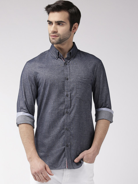 

Marks & Spencer Men Navy Blue Chambray Regular Fit Solid Casual Shirt