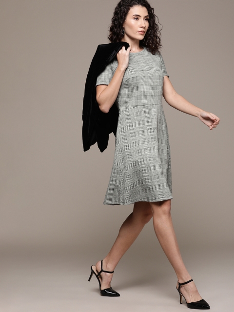 

GAP Women Black & White Checked A-Line Dress