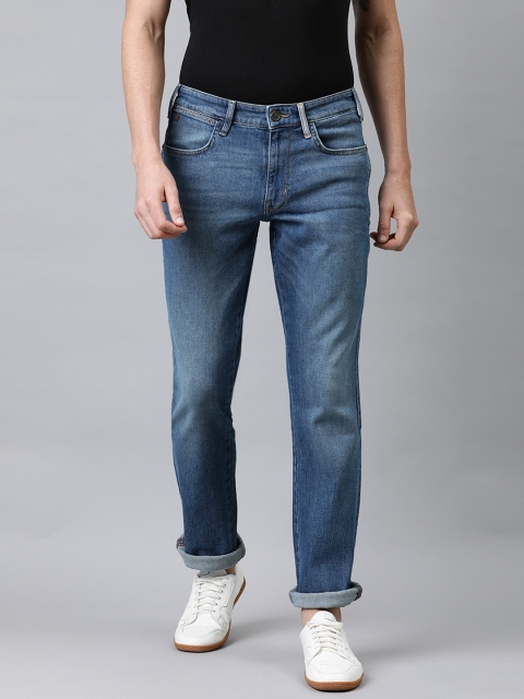 

Wrangler Men Blue Regular Fit Mid-Rise Clean Look Jeans