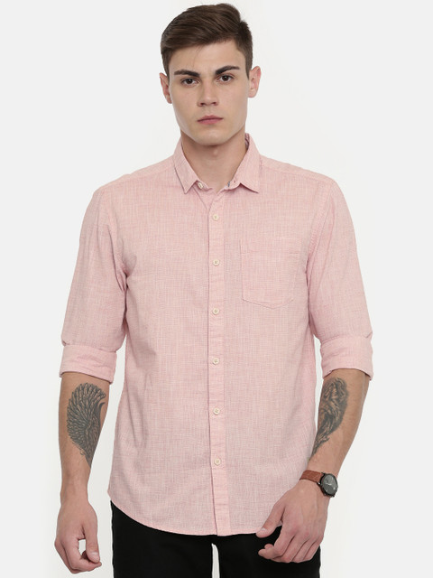 

Wrangler Men Pink Solid Regular Fit Casual Shirt
