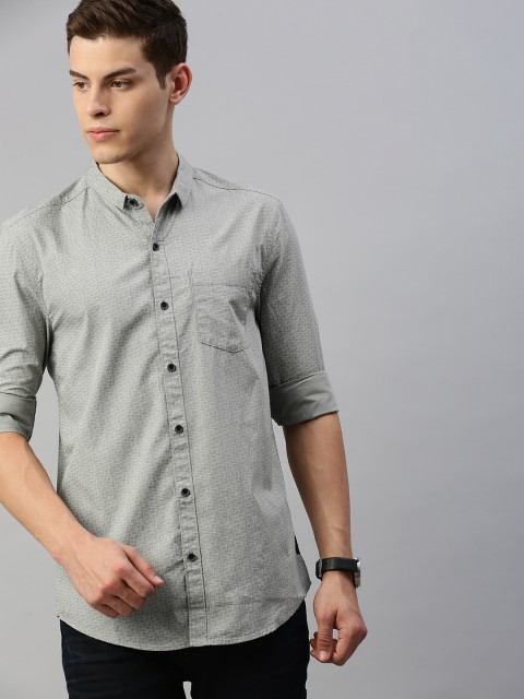 

Wrangler Men Grey Slim Fit Printed Casual Shirt