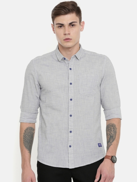 

Wrangler Men Grey Solid Regular Fit Casual Shirt