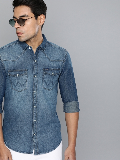 

Wrangler Men Blue Slim Fit Faded Casual Shirt