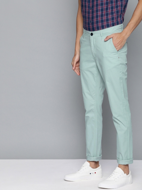 

Lee Men Blue Bruce Skinny Fit Solid Chinos