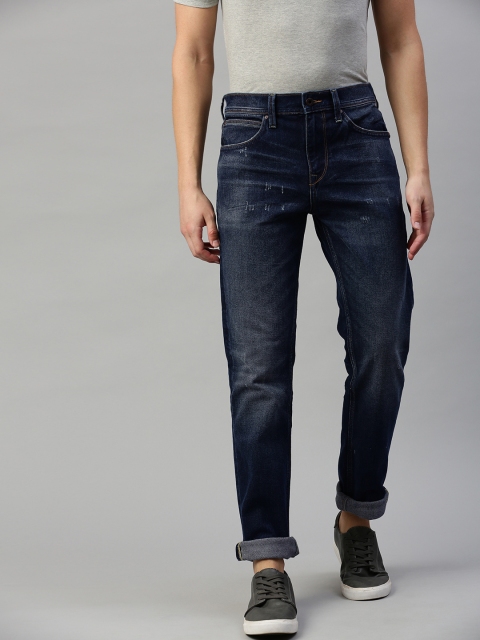 

Lee Men Blue Travis Slim Fit Mid-Rise Low Distress Stretchable Jeans