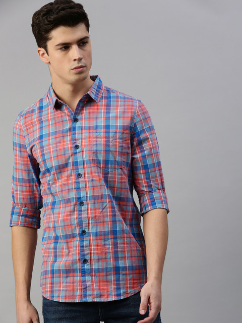 

Lee Men Coral Orange & Blue Slim Fit Checked Casual Shirt