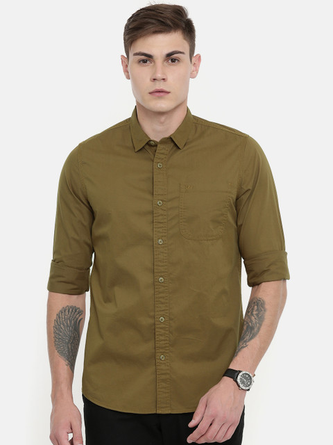 

Lee Men Olive Green Slim Fit Solid Casual Shirt