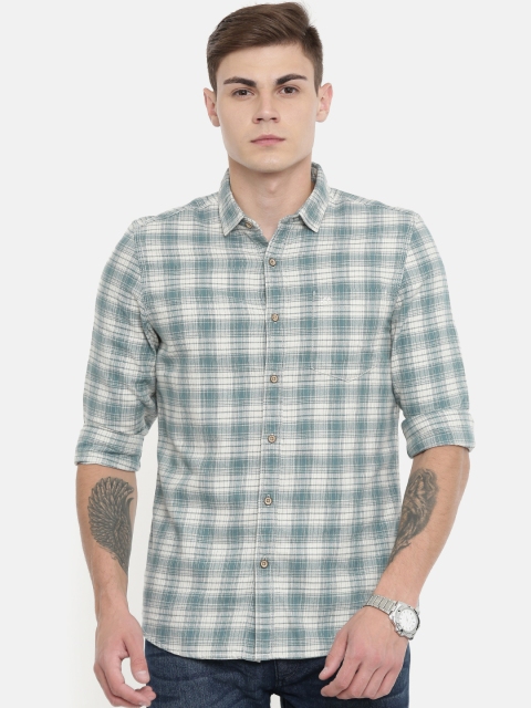 

Lee Men Blue & Off-White Slim Fit Checked Casual Shirt