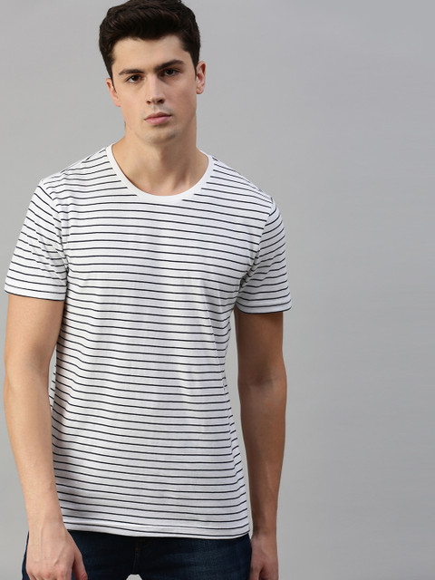 

Lee Men White Black Striped Slim Fit Round Neck Pure Cotton T-shirt