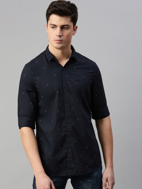 

Lee Men Navy Blue & White Super Slim Fit Printed Casual Shirt