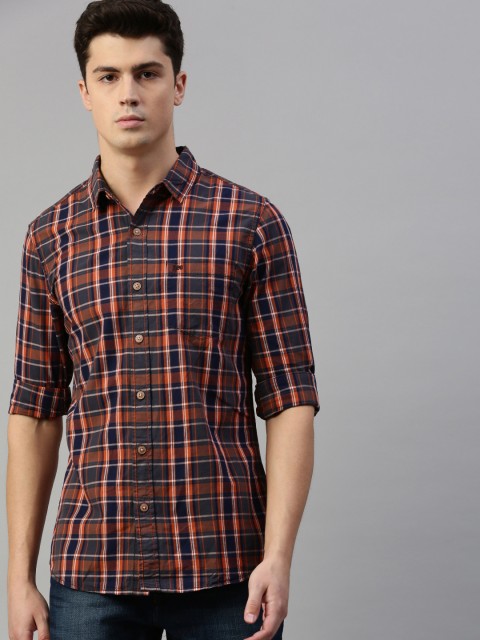 

Lee Men Navy Blue & Orange Slim Fit Checked Casual Shirt