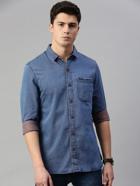

Lee Men Blue Slim Fit Solid Denim Casual Shirt