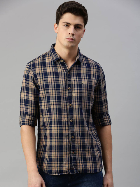 

Lee Men Khaki & Navy Blue Slim Fit Checked Casual Shirt