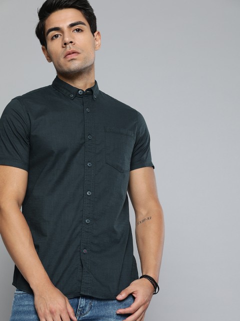 

Lee Men Navy Blue Slim Fit Solid Casual Shirt