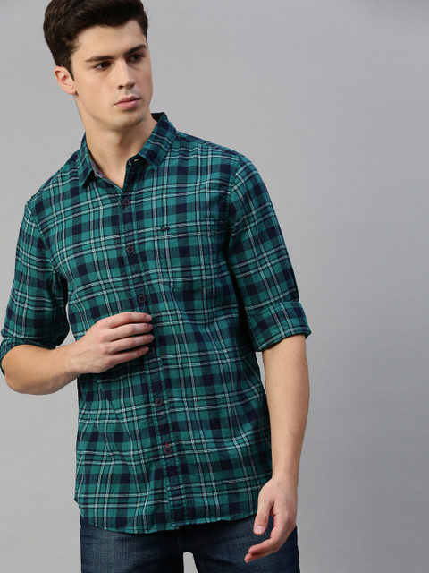 

Lee Men Sea Green & Navy Blue Slim Fit Checked Casual Shirt