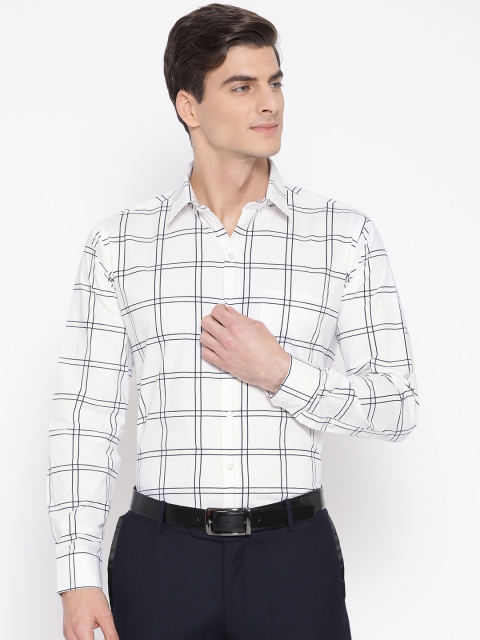 

Hancock Men White & Navy Blue Slim Fit Checked Formal Shirt